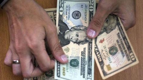 Dólar hoy: recupera su valor máximo en 4 meses, ¿a cuánto cotiza?
