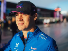 La penalización que cae Gabriel Bortoleto, piloto de Sauber, por su golpe a Lance Stroll (Aston Martin) podría beneficiar directamente a Colapinto.&nbsp;