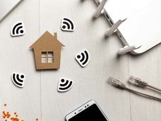Crecieron los acceso a internet fijo en el hogar y también la velocidad de conexión, lo que facilita tener un hogar inteligente.