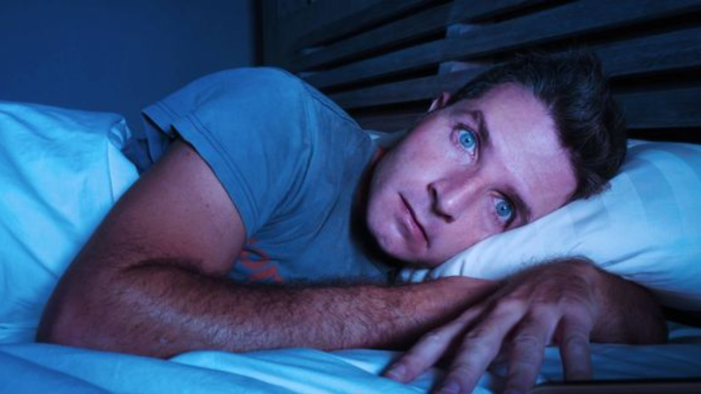¿Qué dice la psicología sobre dormir mal?