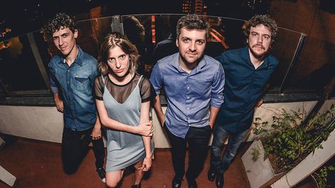 La banda rosarina vuelve a Mendoza para compartir clásicos del rock nacional en formato sinfónico. (Foto gentileza Diario Hoy)