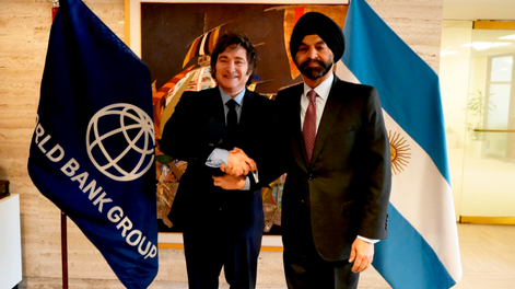 Javier Milei y el presidente del Banco Mundial, Ajay Banga. (archivo)