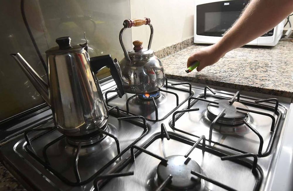 Desde el 1 de junio comenzó a aplicarse una disminución de los subsidios para los usuarios de gas y electricidad de ingresos bajos y medios. Foto: Los AndesFoto: Cristian Guzzo / Los Andes