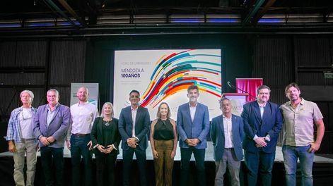 Los Andes | Ulpiano Suarez participó del Foro Urbanístico del Área Metropolitana de Mendoza
