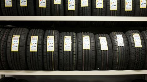 Precios. Las cubiertas en el país vecino se consiguen hasta tres veces más baratas.