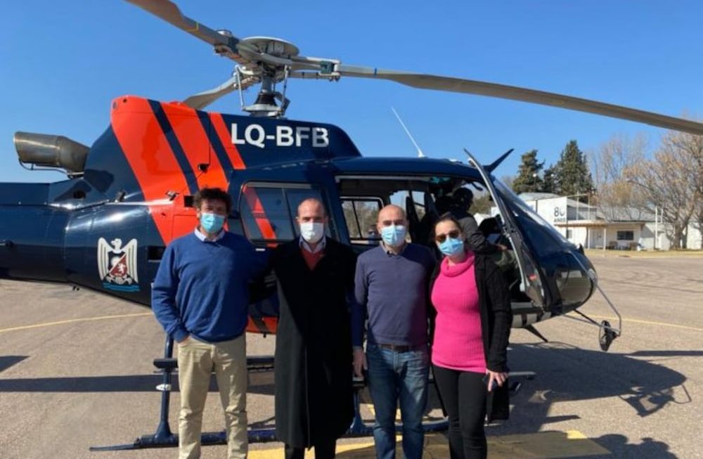 Grupo de medicos del Hospital Notti viajaron a San Rafael para atender a una paciente de un año de edad. / Prensa de Gobierno de Mendoza