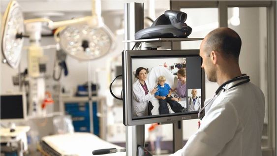 Lograr un mejor y equitativo acceso al sistema de salud, aportar innovación y calidad son parte de los objetivos que promueve el programa Transformar Salud