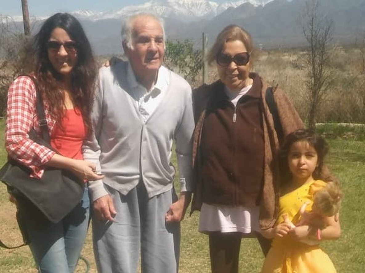 Silvano Savoy con su familia, en sus últimos tiempos.