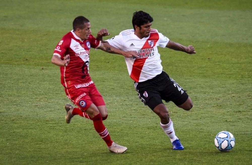River vs Argentinos