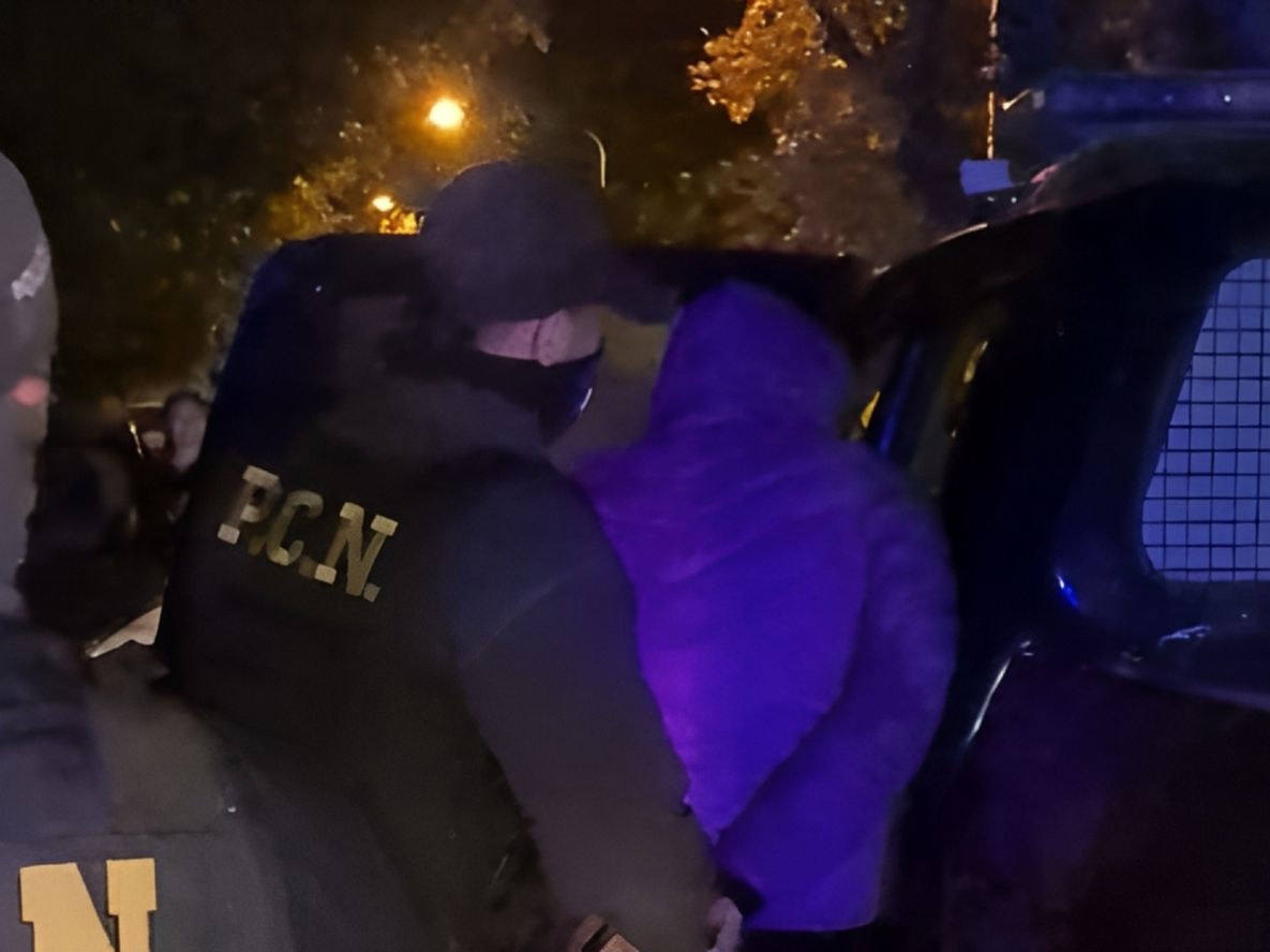 Detuvieron a dos narcos en San Carlos: tenían antecedentes por robo y droga.