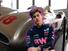 Franco Colapinto manejará la histórica Flecha de Plata de Fangio en las calles de Buenos Aires. Franco Colapinto manejará la histórica Flecha de Plata de Fangio en las calles de Buenos Aires.