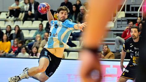 Los Andes | NOTICIAS ARGENTINAS BAIRES ENERO 21: La selección argentina de Handball, más conocidos como Los Gladiadores, se medirá este ante su par de Cabo Verdecorrespondiente al Mundial de Handball. FOTO: (X/Redes@CAHandball)/ NA.