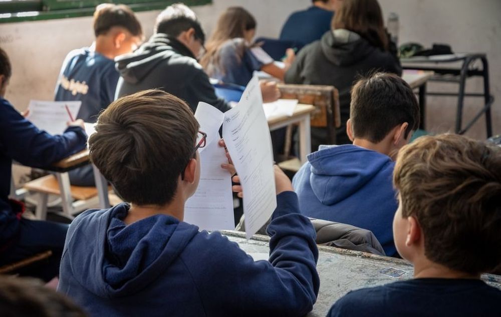 Tras las vacaciones de invierno, la próxima semana se reinicia el ciclo lectivo en Mendoza: qué alumnos podrán terminar las clases en noviembre y quiénes deberán seguir en diciembre.