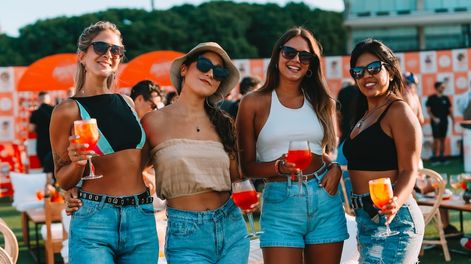 Los Andes | Se volvió a instalar el aperitivo como sinónimo de un momento de encuentro y disfrute, y creció la producción nacional de este tipo de bebidas