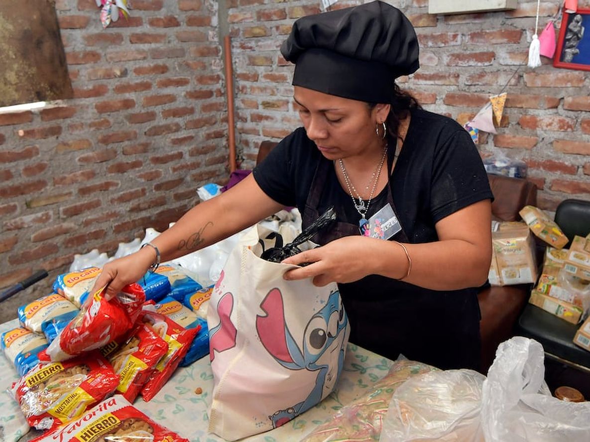Para no ser pobre en Mendoza una familia necesitó poco más de $680.000 en marzo.Foto: Orlando Pelichotti