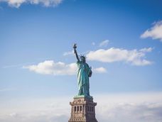 La Estatua de la Libertad de Nueva York permanece cerrado por conflicto político de Estados Unidos