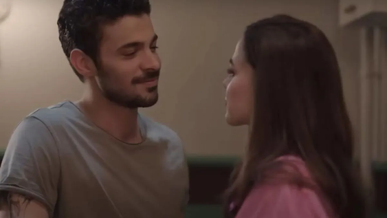 La nueva incorporación a Netflix, una película turca de 2022 que resalta por sus escenas picantes.