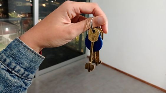 cuanto cuesta construir una casa economica de 65 metros cuadrados en agosto 2025