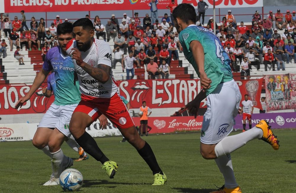 El Globo perdió su invicto de local, y con el último
