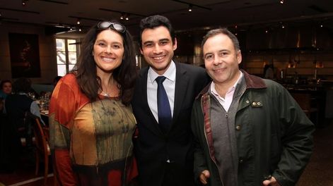 Los periodistas continuaron de festejo