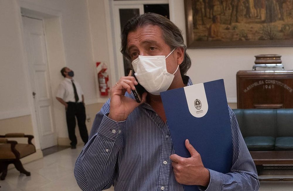 El ministro de gobierno Víctor Ibáñez.