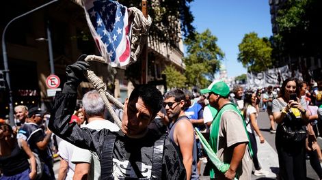 Posible paro nacional contra la reforma laboral impulsada por Javier Milei.