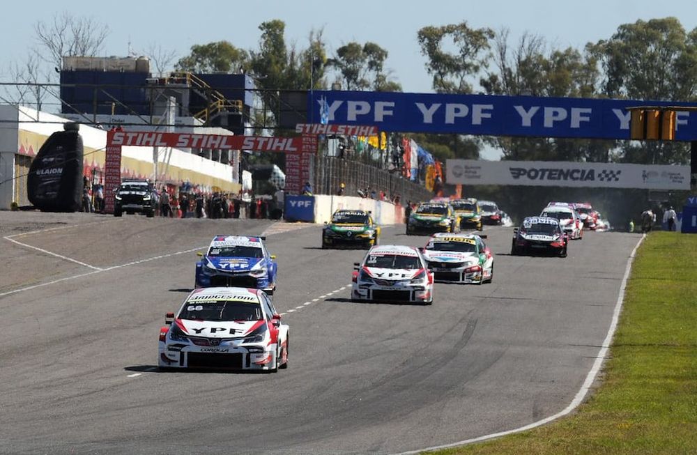 ¡Victoria de Santero en el Súper TC2000!