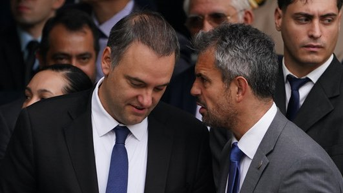 Martín Menem salió a blindar a Adorni en plena causa y apuntó contra los medios: 