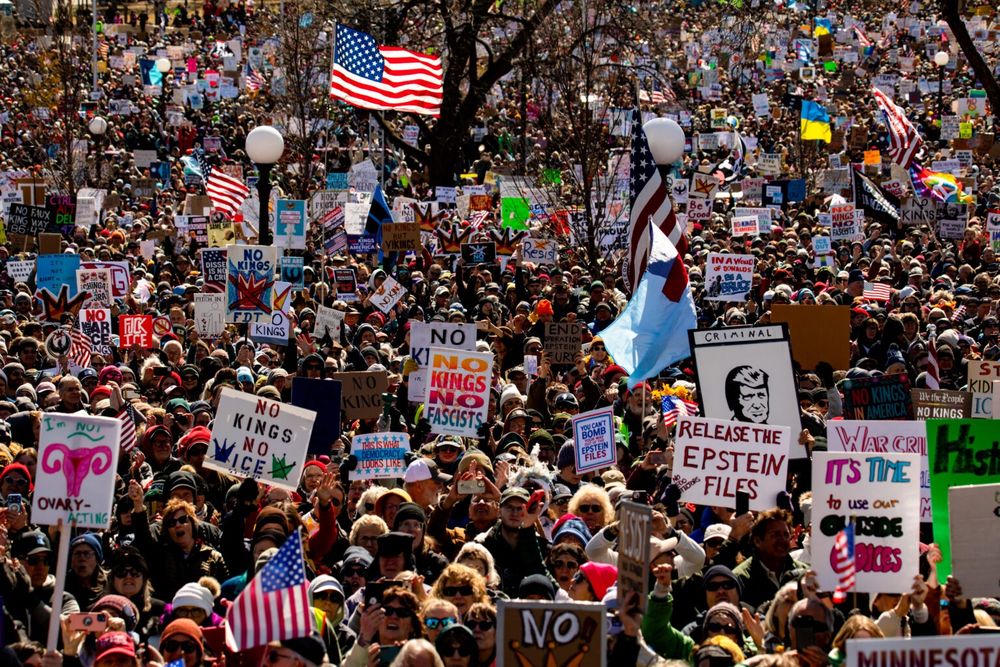 Multitudinaria protesta contra las políticas de Trump en el Capitolio de St. Paul, Minnesota (Estados Unidos)&nbsp;