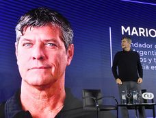Mario Pergolini cerró el Bootcamp Empresarial Mendoza con una charla sobre innovación, inteligencia artificial y los cambios que atraviesan los negocios.