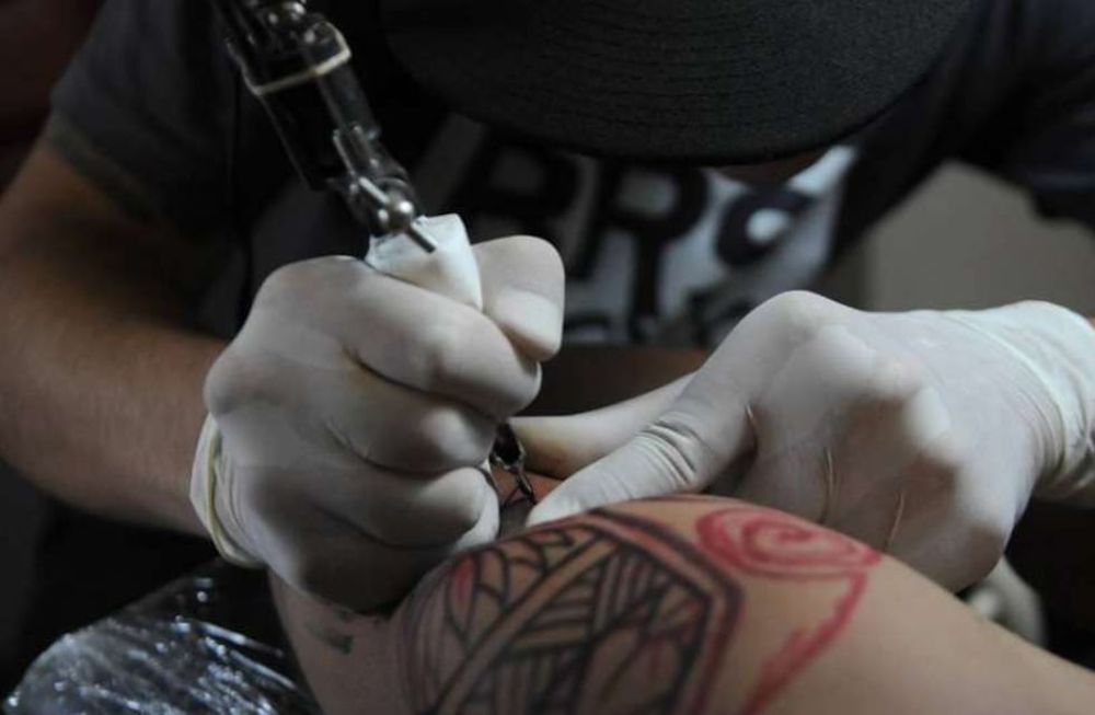 Tatuajes: donde se funden lo natural y lo artificial - Por Ingrid Sarchman