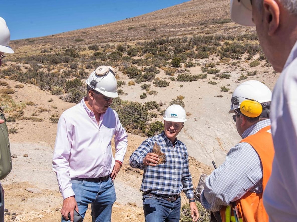 El gobernador visitó Hierro Indio