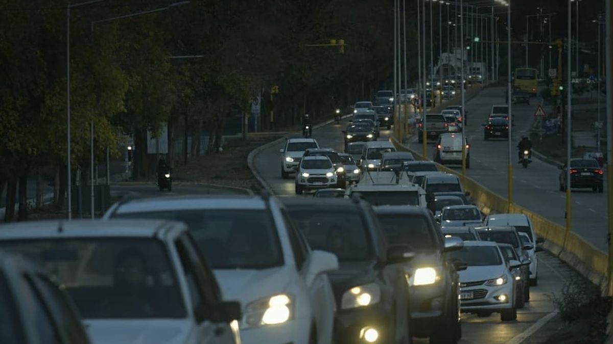 Guaymallén: un hombre murió atropellado por una camioneta al cruzar el ...