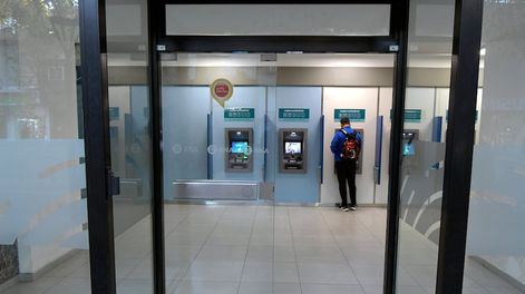 Los Andes | Archivo Los Andes Paro BancarioJornada de paro del gremio de la bancaria en Argentina. Los bancos no abrieran sus puertas en esta jornada.Foto: Orlando Pelichotti / Los Andes