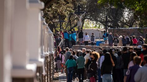 Vía Crucis en el Calvario de Luján de Cuyo.