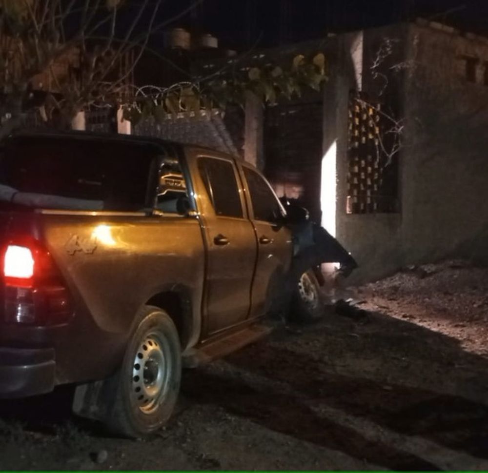 Conductora ebria estrelló su camioneta en una casa en Maipú