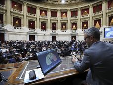 Anticipan una Cámara de Diputados polarizada entre PJ y LLA.