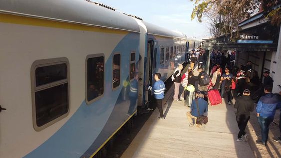 Postales del primer viaje del tren a Mendoza. Foto: Marcelo Rolland / Archivo