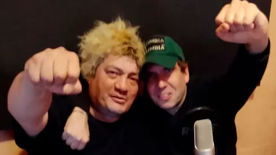 Pity Álvarez junto a Gabriel Prajsnar, músico de Viejas Locas con el que volvió a la música tras grabar el tema Sigue el Rock & Roll, editado en diciembre de 2023. Captura: Instagram