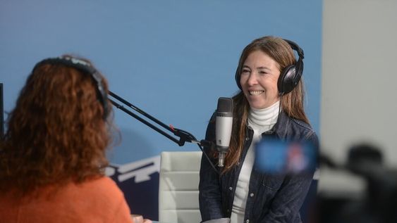 Laura Yofe en Streaming LA con Alejandra Vargas explica por qué la vulnerabilidad es la madre de las emociones.