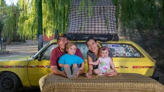 La familia de cuatro viaja por todo el continente. Foto: Gentileza - Diario de Cuyo.