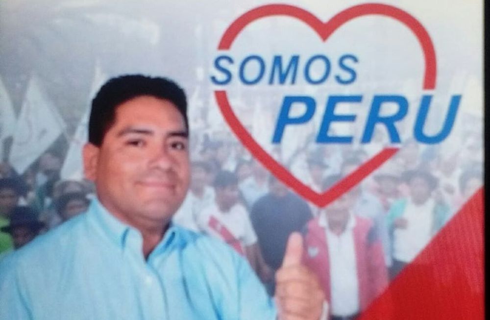 Hitler vuelve a ganar las elecciones en Perú