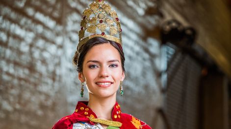 Sencillez y belleza: Valentina Rosalez, reina de Gral. San Martín