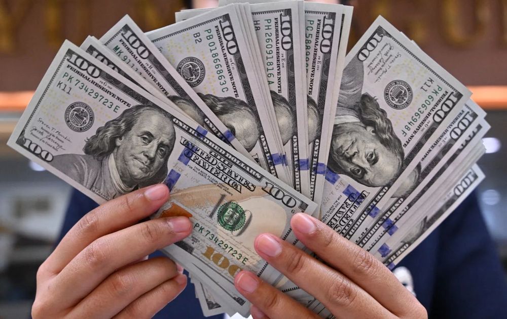 Mayo no generó sobresaltos en el precio del dólar minorista para la venta.