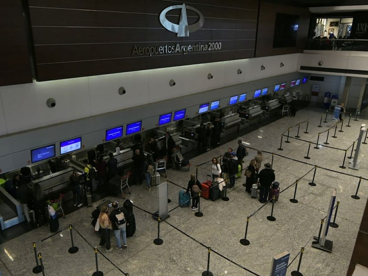 El aeropuerto El Plumerillo fue el quinto que recibió mayor cantidad de pasajeros de cabotaje en diciembre de 2023. Foto: Orlando Pelichotti / Los Andes