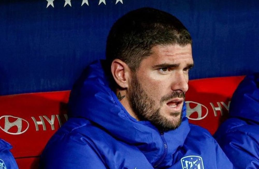 Rodrigo de Paul en el banco del Atlético de Madrid