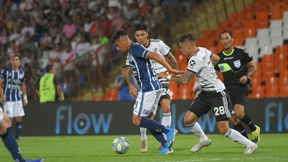 El River del Muñeco Gallardo paseó su fútbol por Mendoza y le pegó otro cachetazo al Tomba