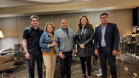 Los Andes | El diputado Ricardo Herrera (a la izquierda) junto al gobernador riojano Ricardo Quintela (al centro) y los diputados Sergio Casas, Hilda Aguirre y Gabriela Pedrali.
