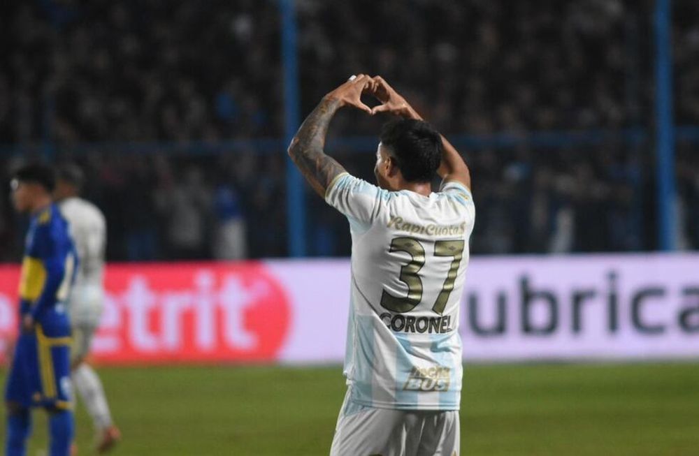 Mateo Coronel, autor del 1 a 0 de Atlético Tucumán sobre Boca. Foto: X @ATOficial