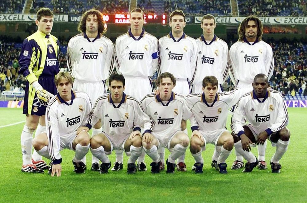 El futbolista Javier Dorado formó parte del equipo campeón de la Liga de Campeones en la temporada 1999/2000.
